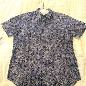 Worn once Robert Graham Size M